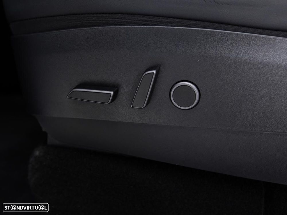 Tesla Model Y RWD - 19