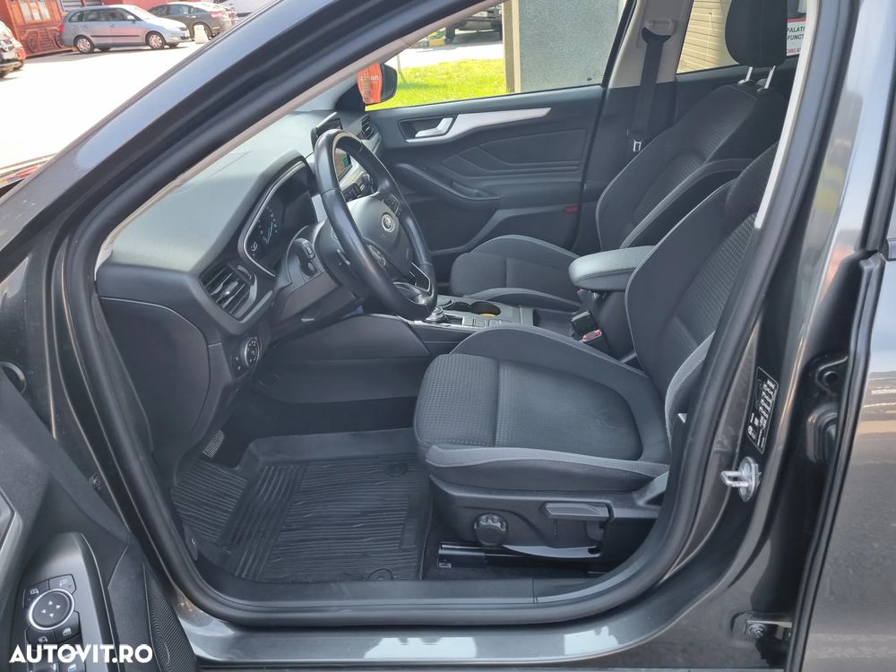 Ford Focus 1.0 EcoBoost Titanium - 22