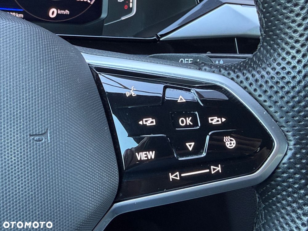 Volkswagen Arteon 2.0 TDI SCR 4Motion DSG R-Line - 24