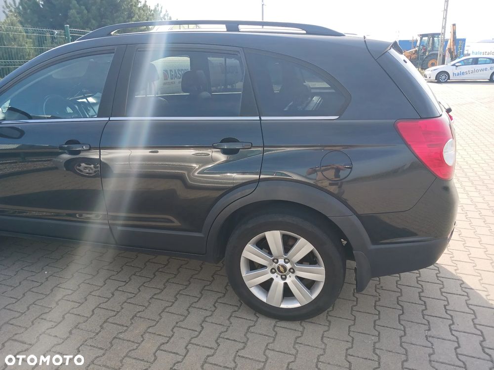 Chevrolet Captiva 2.0 d LT base - 12