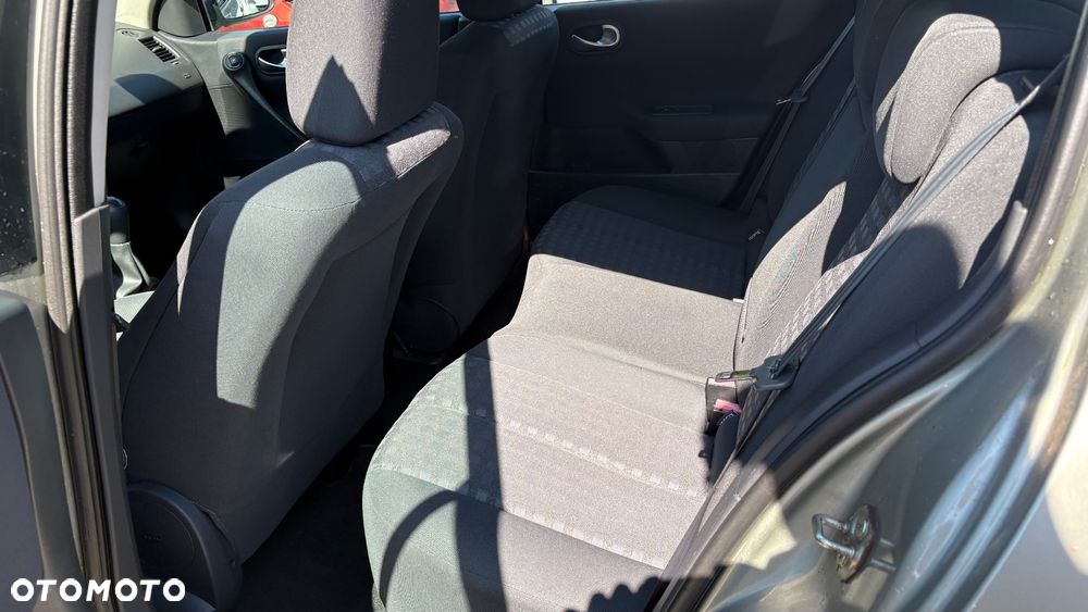 Renault Megane 1.6 16V Air - 17