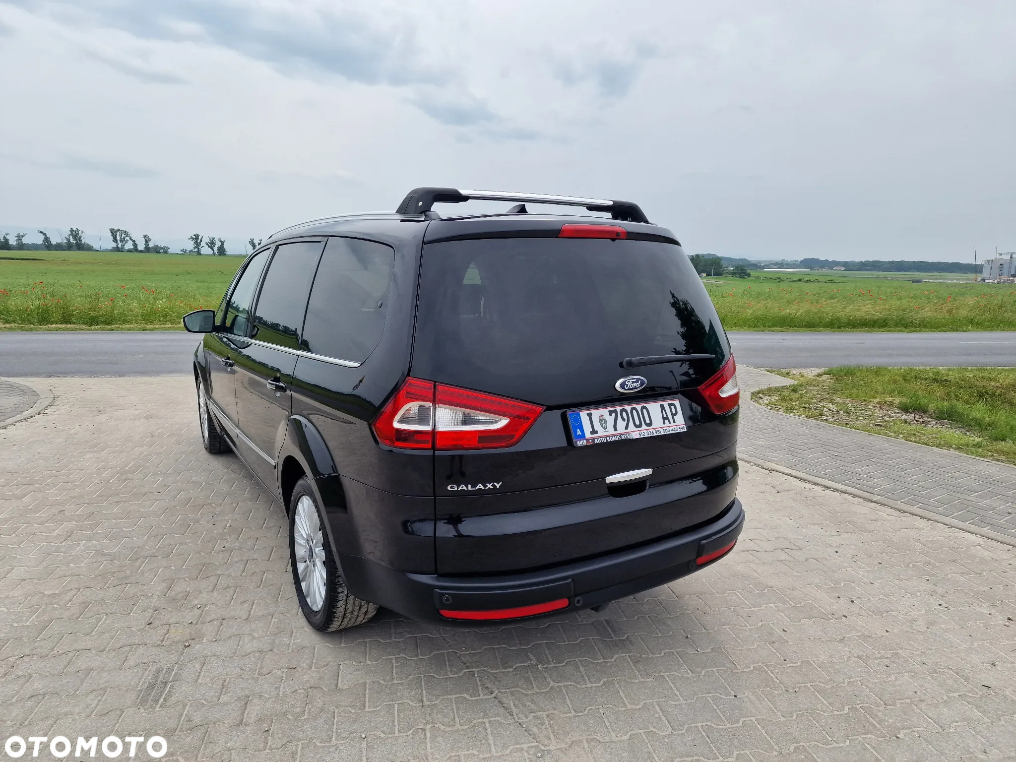 Ford Galaxy 2.0 TDCi Titanium - 14