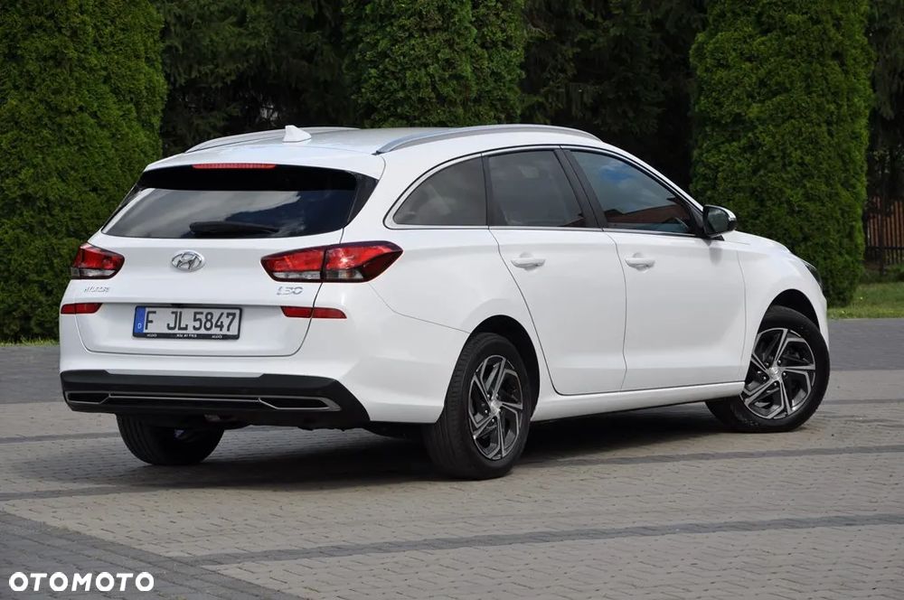 Hyundai i30 1.6 CRDI DCT Select - 15
