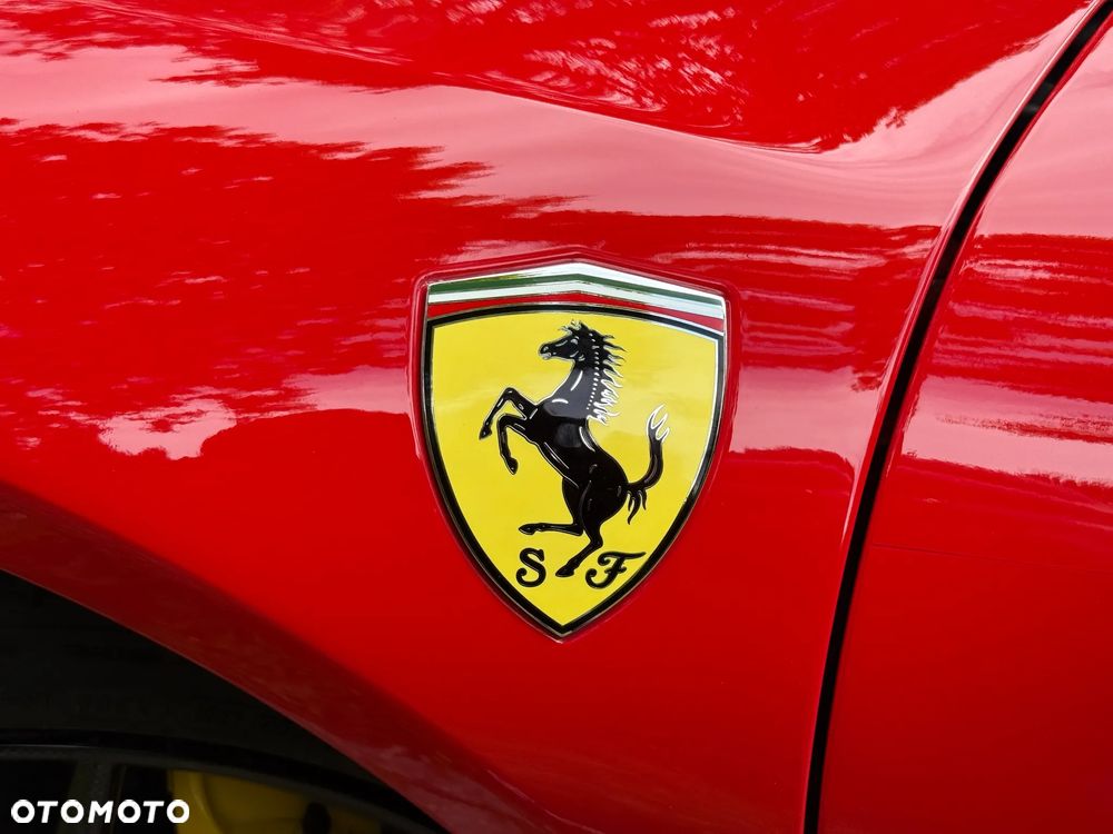 Ferrari SF90 Stradale - 18