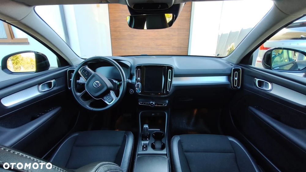 Volvo XC 40 D3 SCR AWD Momentum - 10