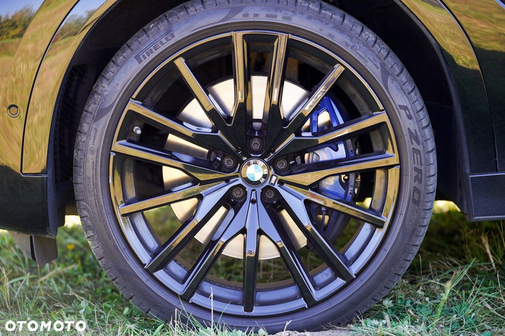 BMW X6M M50d - 25