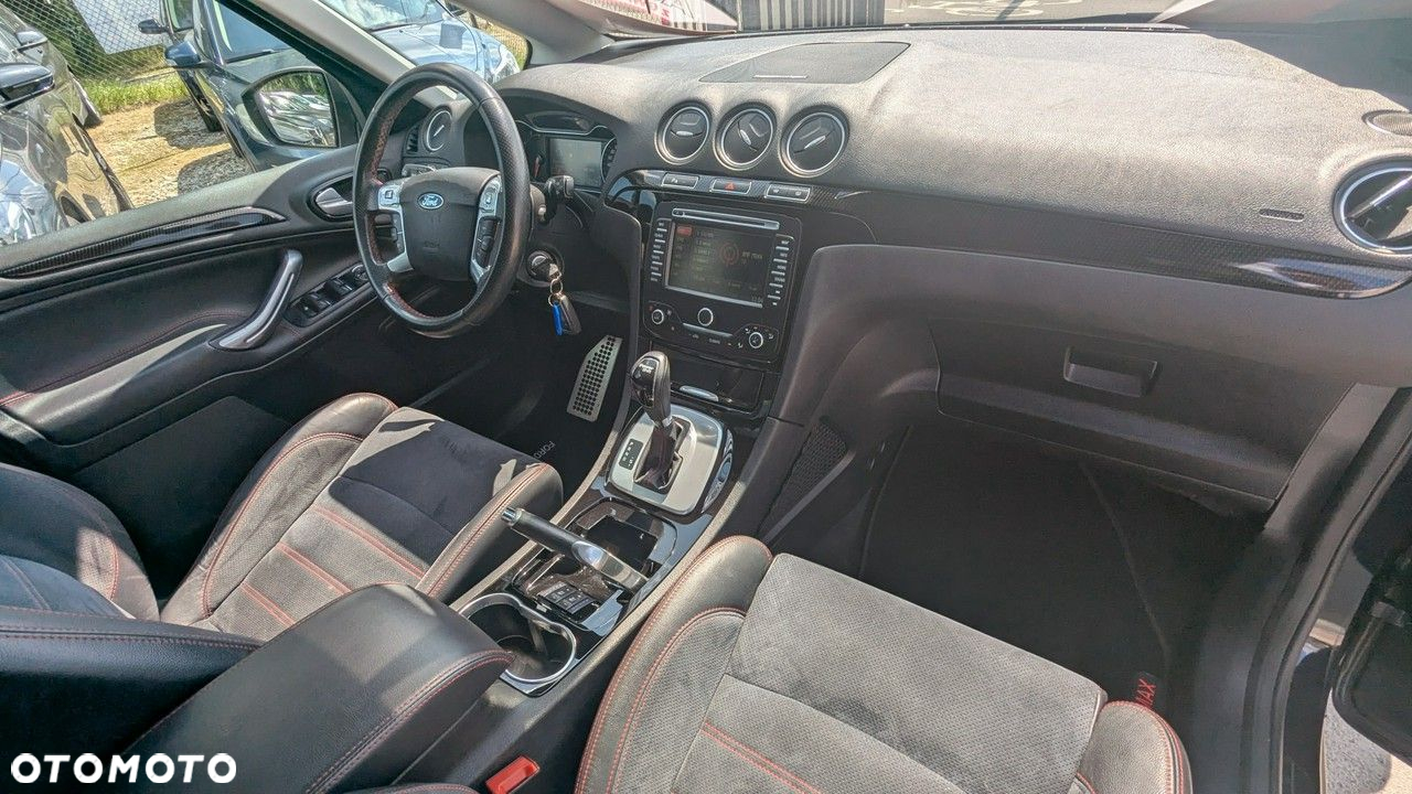 Ford S-Max - 19