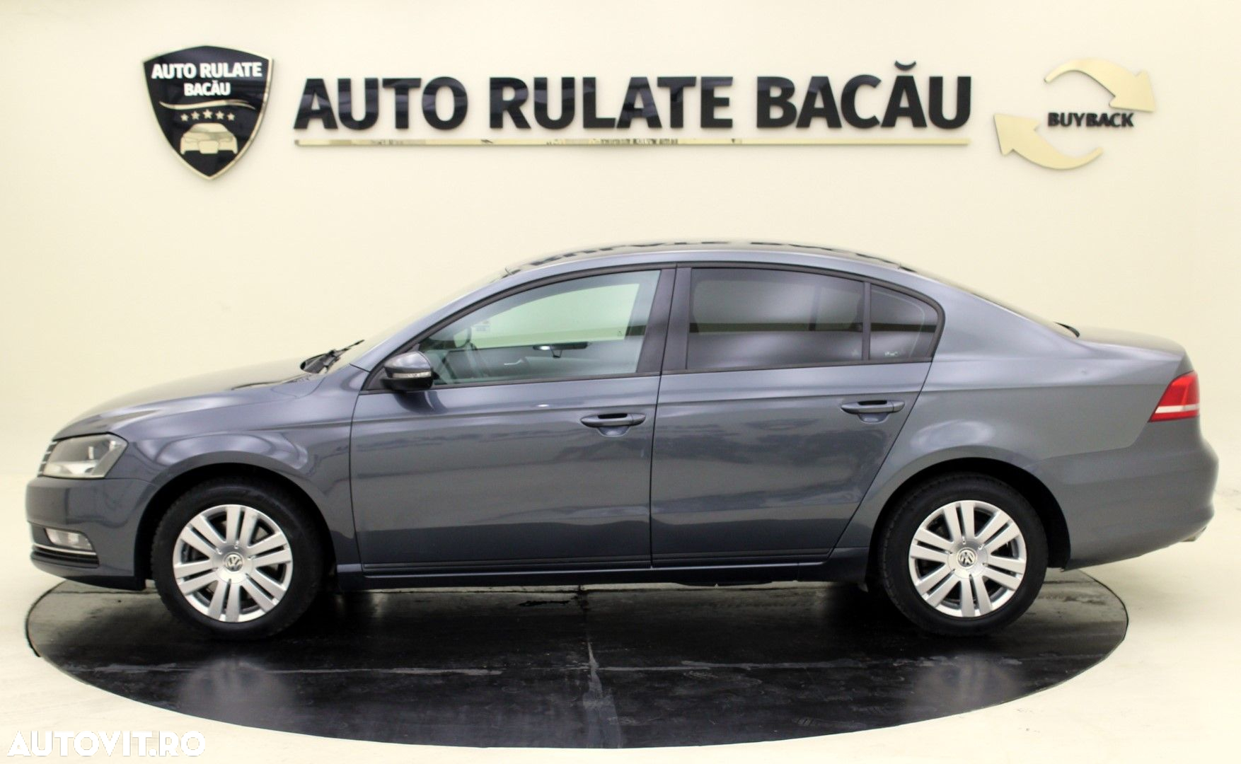 Volkswagen Passat - 5