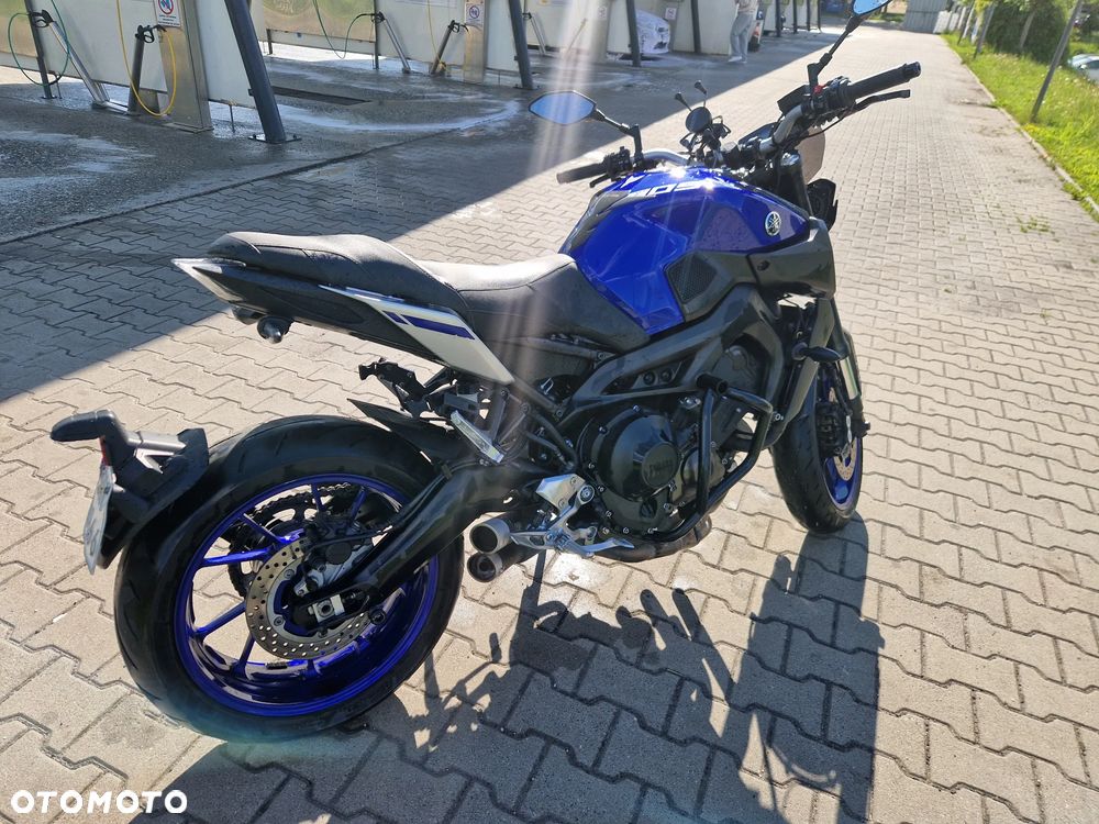 Yamaha MT - 6