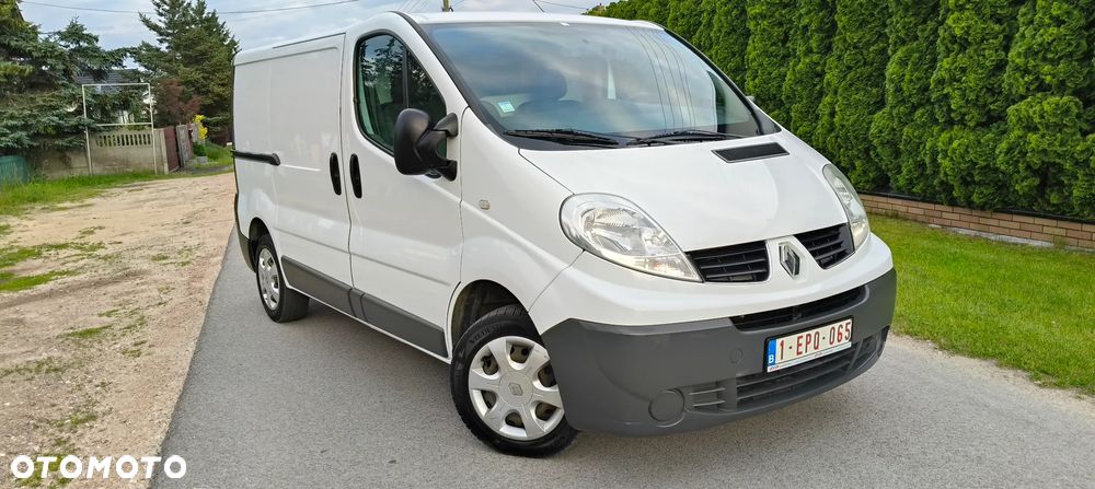 Renault TRAFIC L1H1 STAN IDEALNY - 2