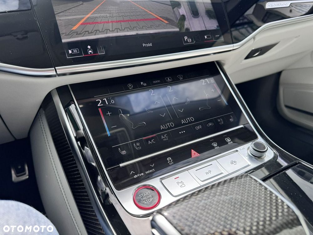 Audi S8 - 36