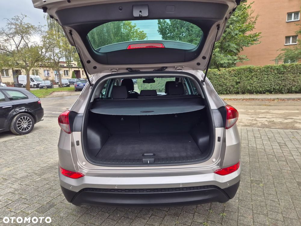 Hyundai Tucson blue 1.7 CRDi 2WD Advantage - 21