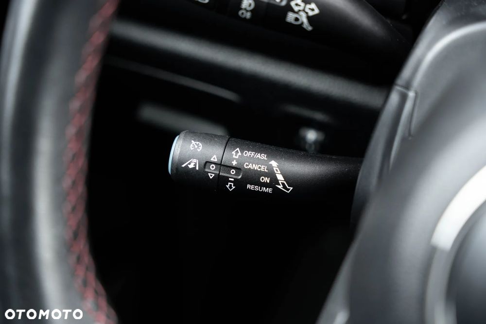 MG EHS Luxury - 20