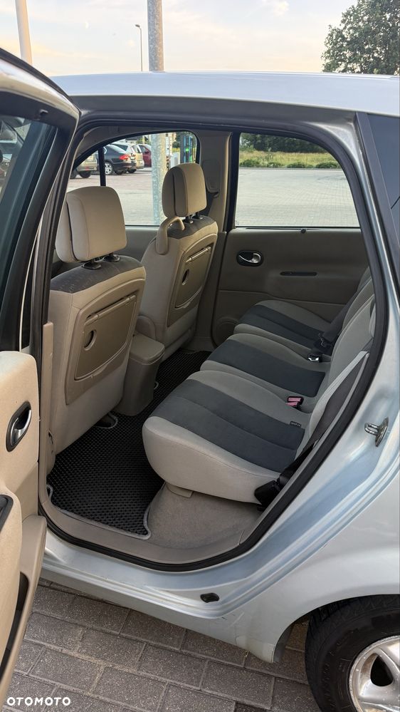 Renault Scenic - 5