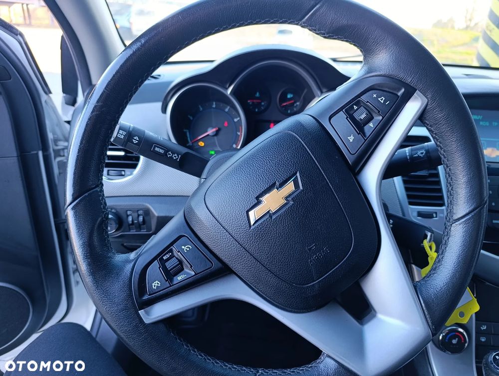Chevrolet Cruze 1.8 LTZ - 14