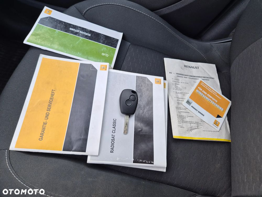 Renault Clio - 12