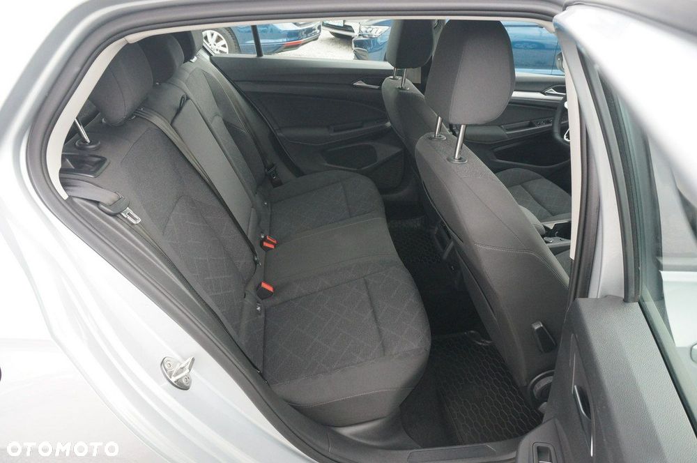 Volkswagen Golf VIII 2.0 TDI Life - 31