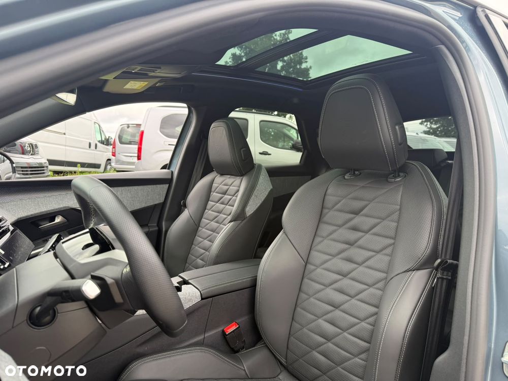 Peugeot 3008 1.2 PureTech mHEV GT Exclusive e-DCS6 - 36