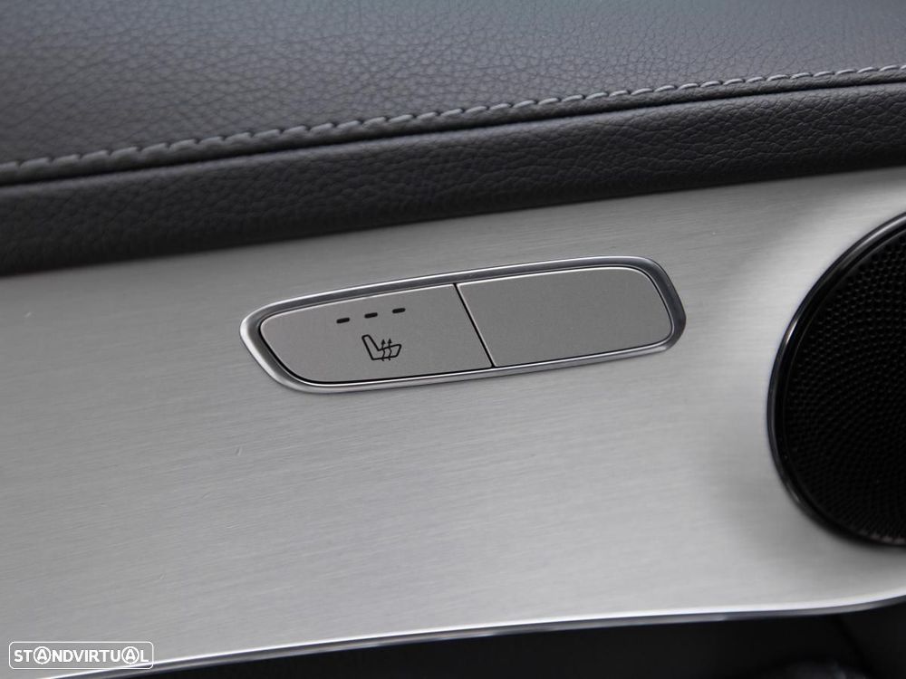 Mercedes-Benz GLC 300 de 4Matic 9G-TRONIC - 19