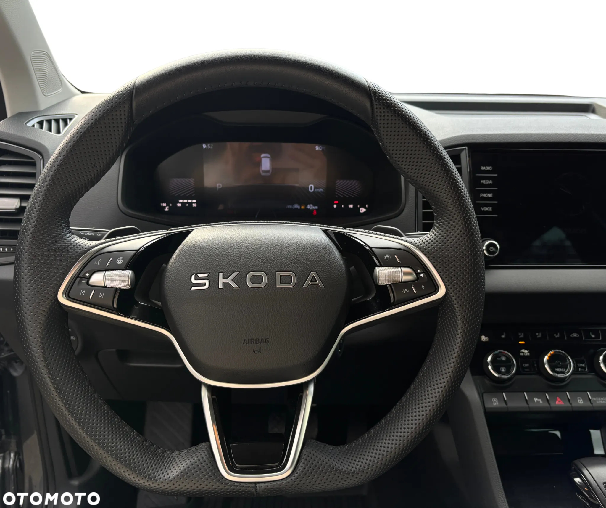 Skoda Karoq 1.5 TSI ACT Selection DSG - 9