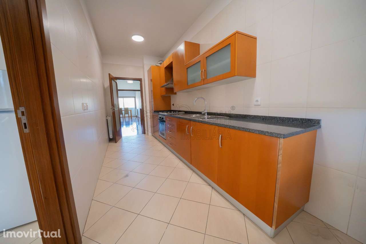 Apartamento T2 para alugar Junto ao Guimarães Shopping - Grande imagem: 3/14