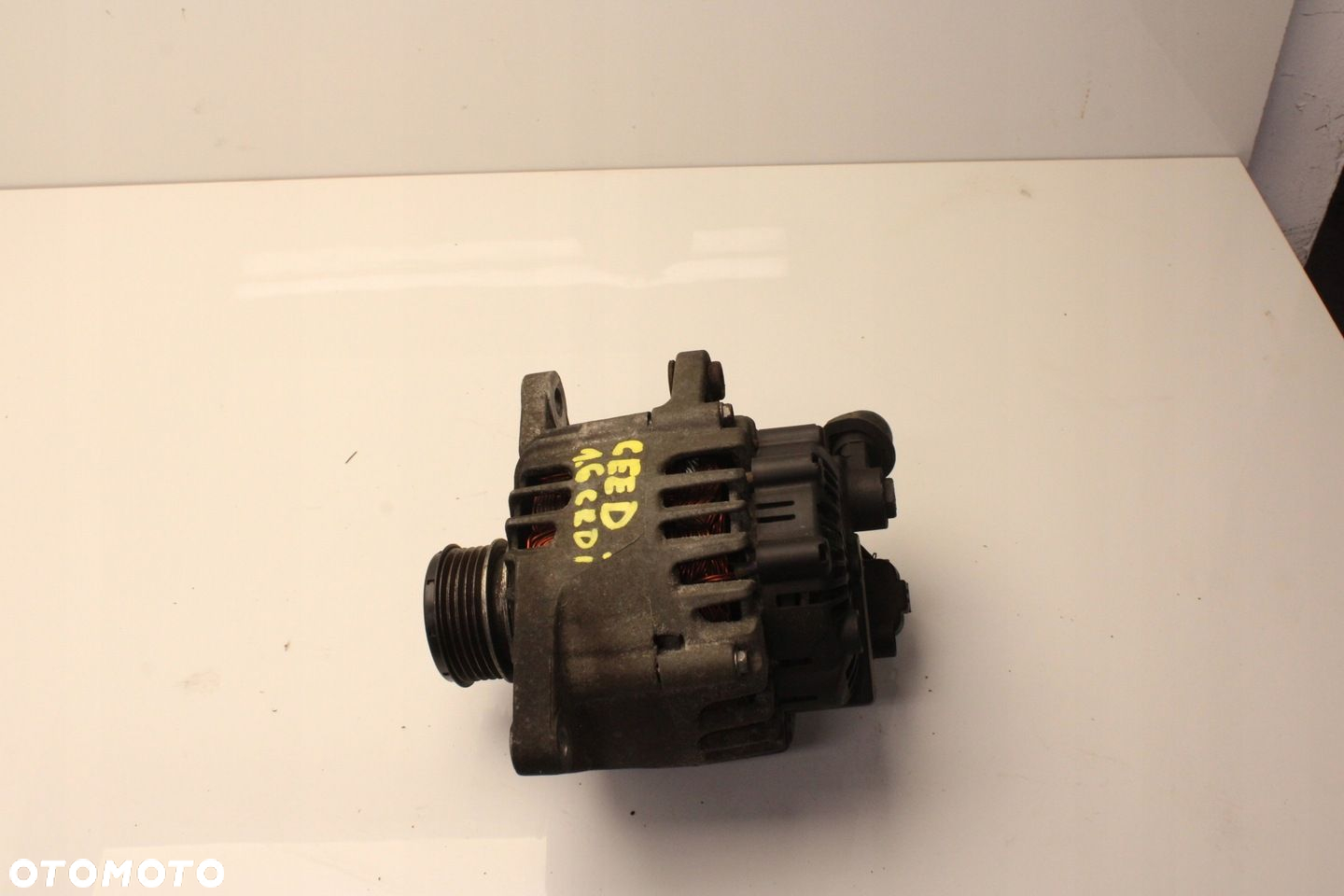 HYUNDAI I30 KIA CEED 1.6 CRDI ALTERNATOR 37300-2A500 - 2