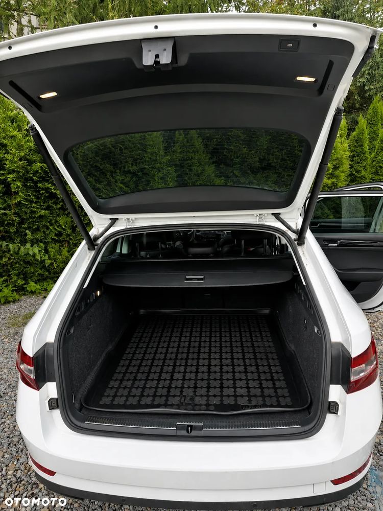Skoda Superb 2.0 TSI 4x4 L&K DSG - 5