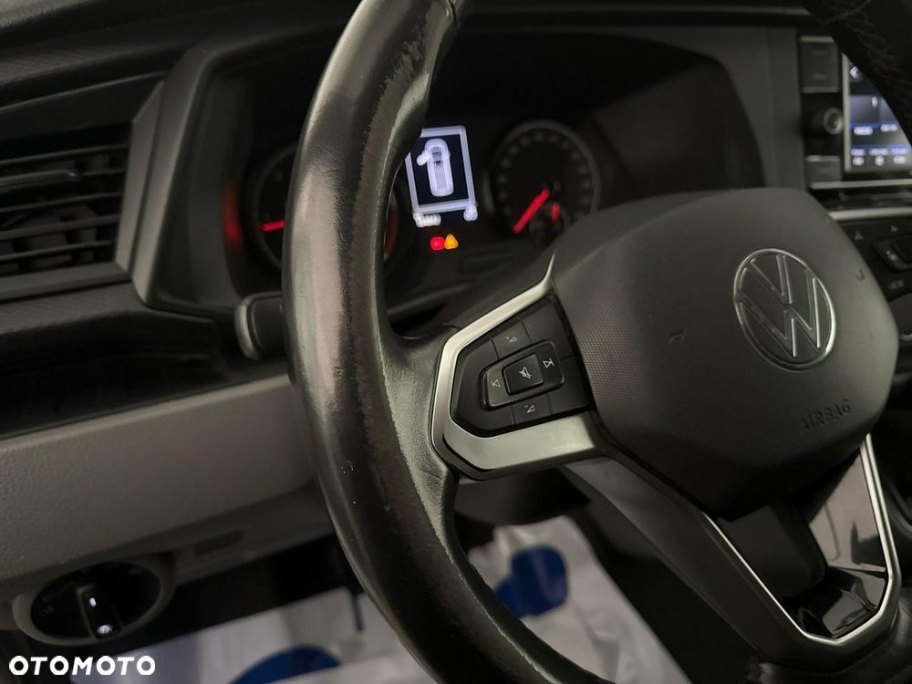 Volkswagen Transporter - 25