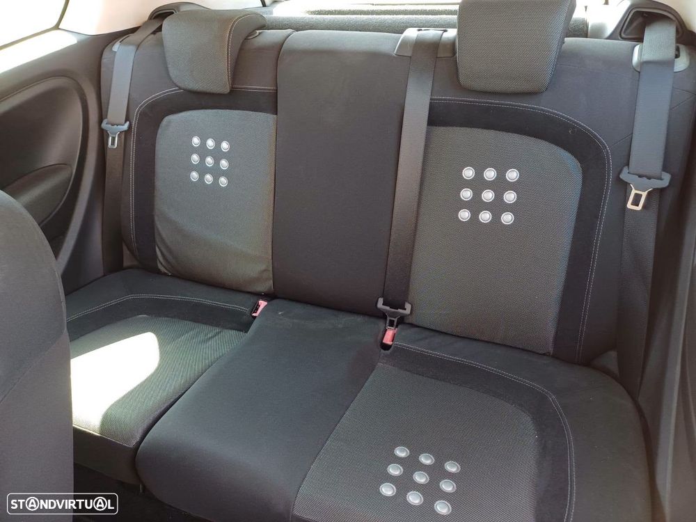 Fiat Grande Punto 1.3 M-Jet Sport - 4