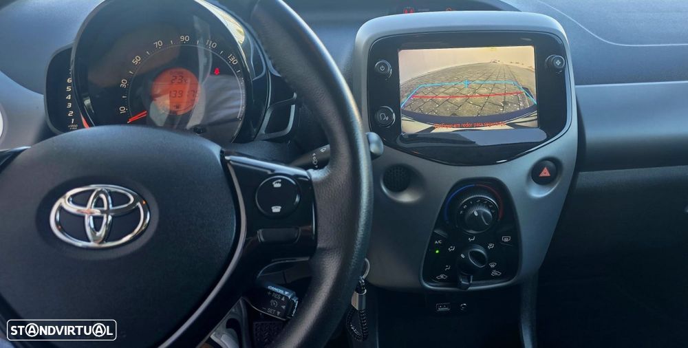 Toyota Aygo 1.0 X-Play+X-Touch - 8