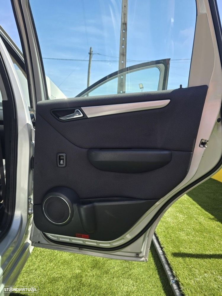 Mercedes-Benz A 180 CDI Avantgarde - 9