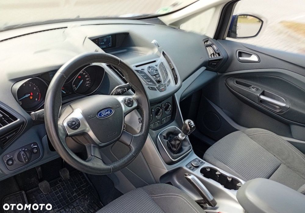 Ford Grand C-MAX - 19