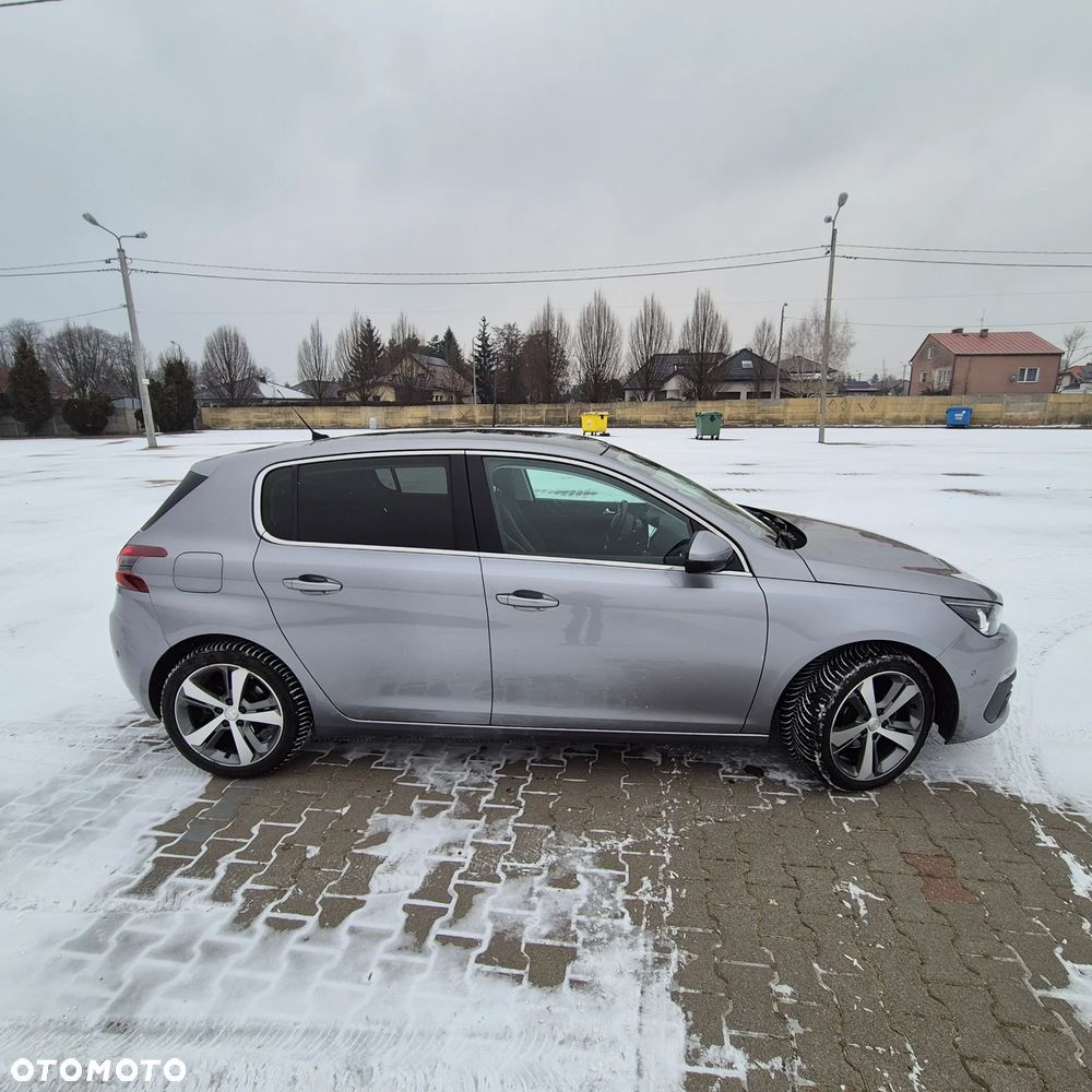 Peugeot 308 1.2 PureTech Allure S&S - 4