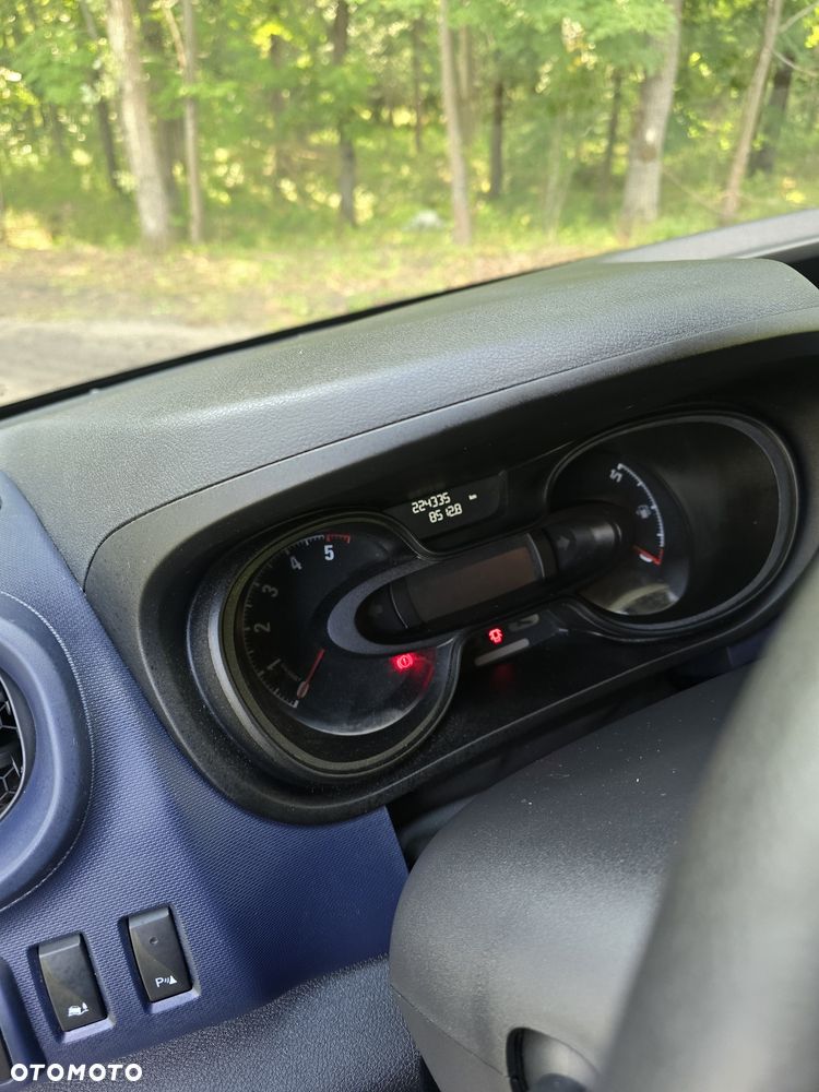 Opel Vivaro - 6
