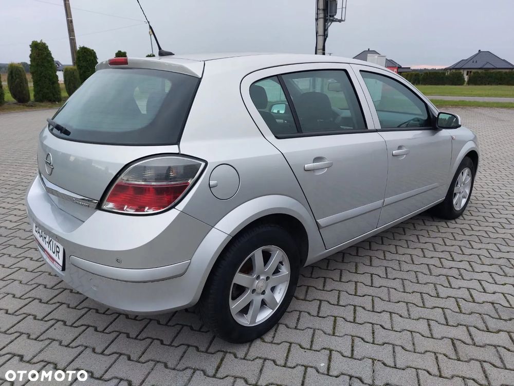 Opel Astra 1.6 Cosmo - 7