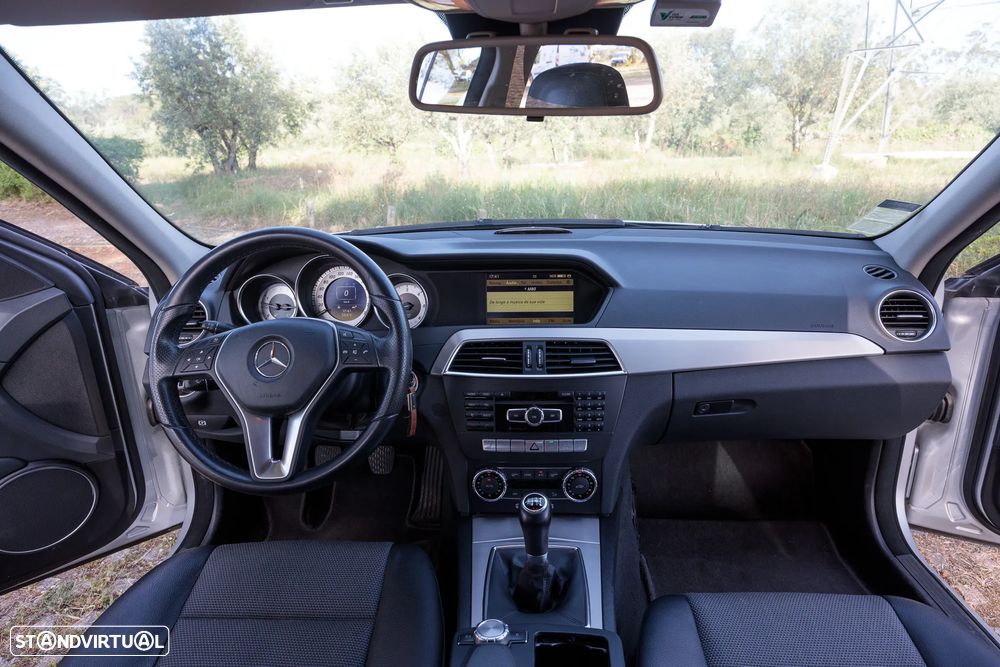 Mercedes-Benz C 220 Station CDI DPF (BlueEFFICIENCY) Avantgarde - 14