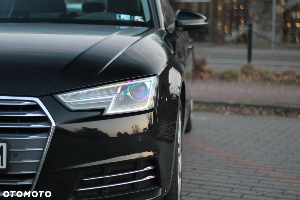 Audi A4 Limousine - 9