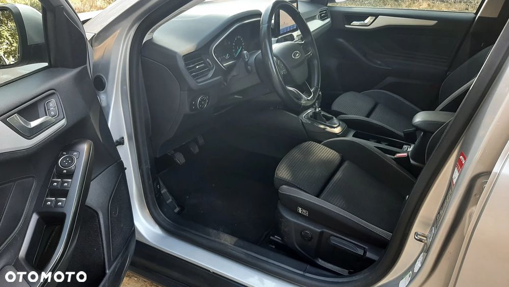 Ford Focus - 24