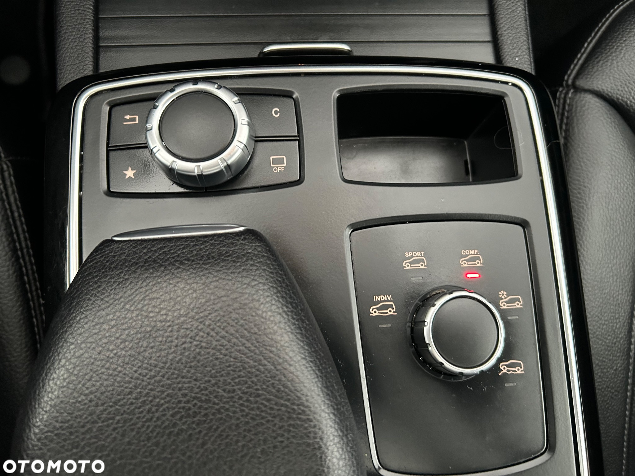 Mercedes-Benz GLE 250 d 4Matic 9G-TRONIC - 38