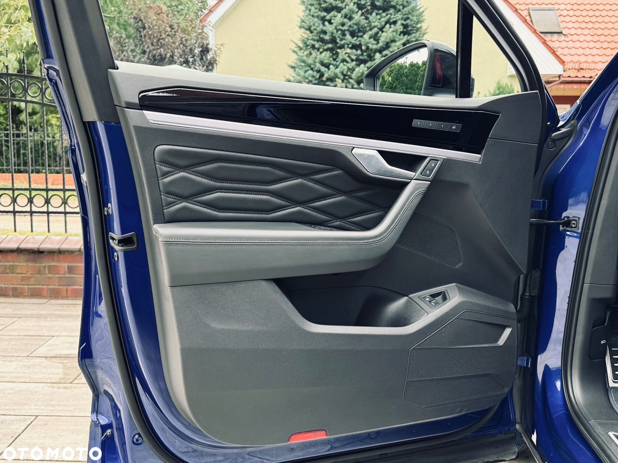 Volkswagen Touareg - 15