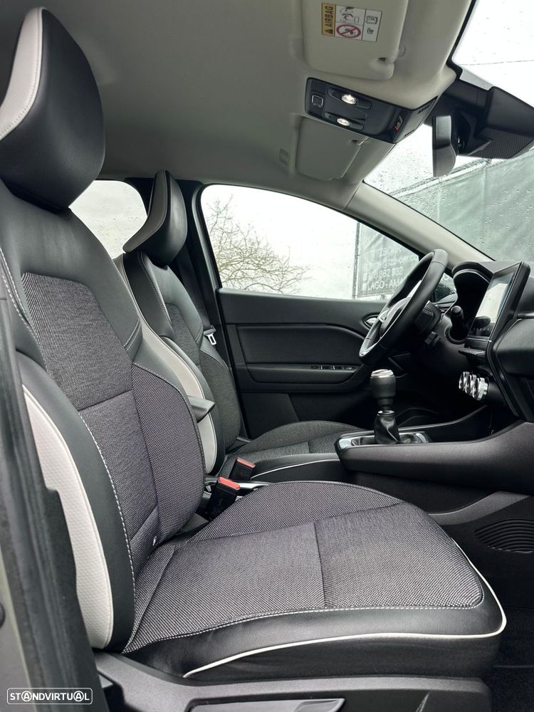 Renault Captur TCe 90 EVOLUTION - 25