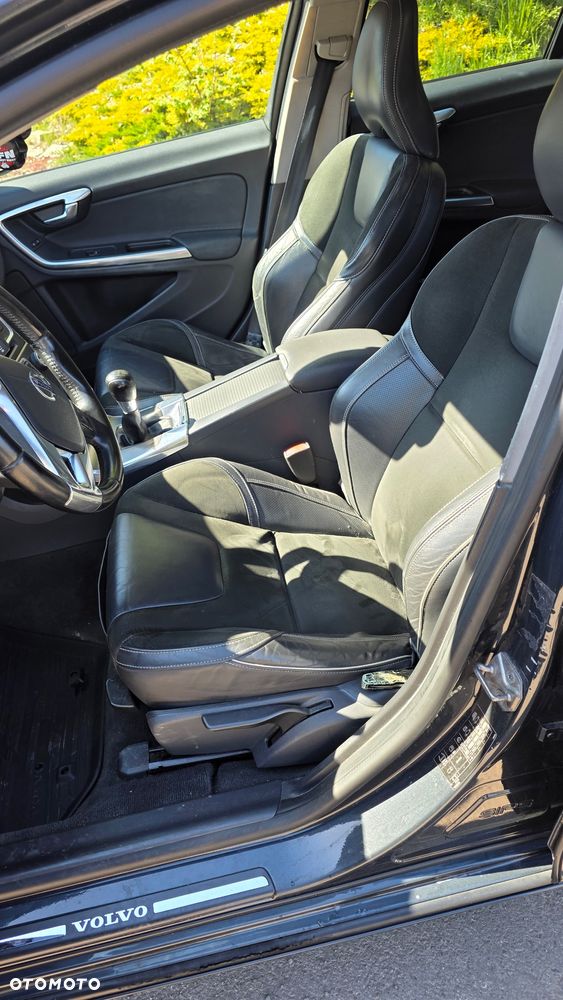 Volvo V60 D4 Momentum - 7