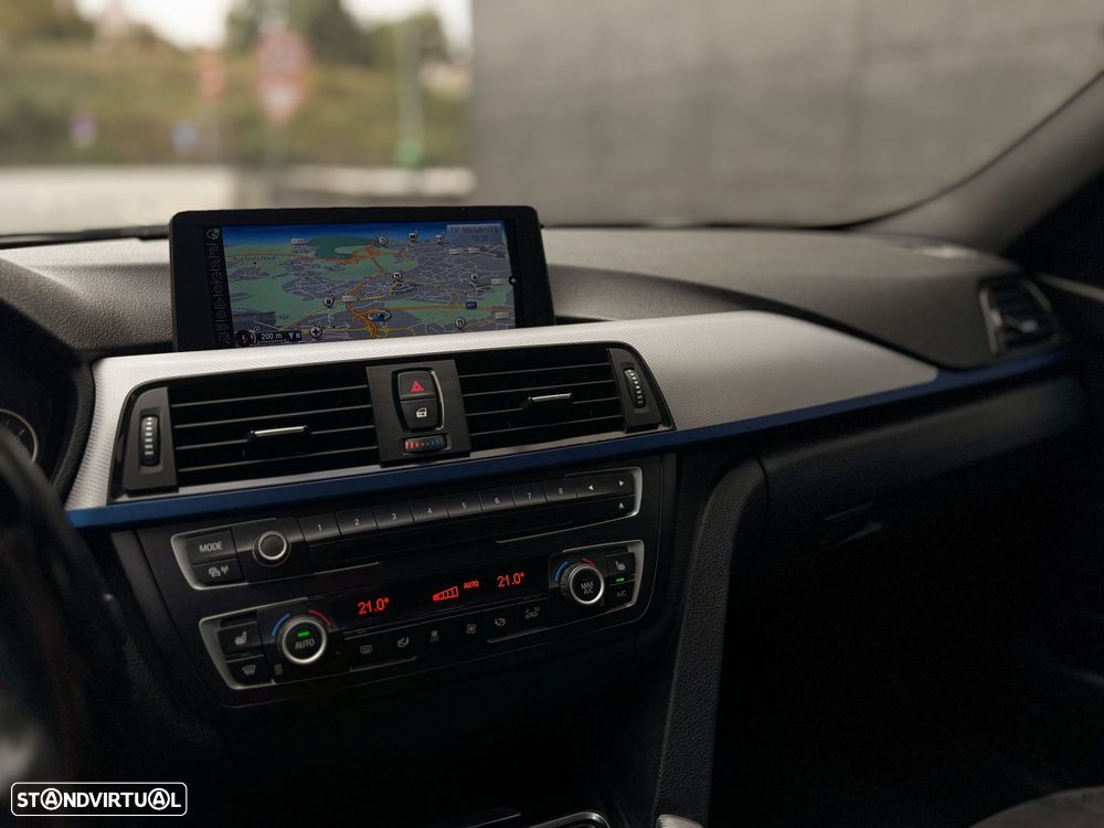 BMW 320 d Touring Pack M - 39