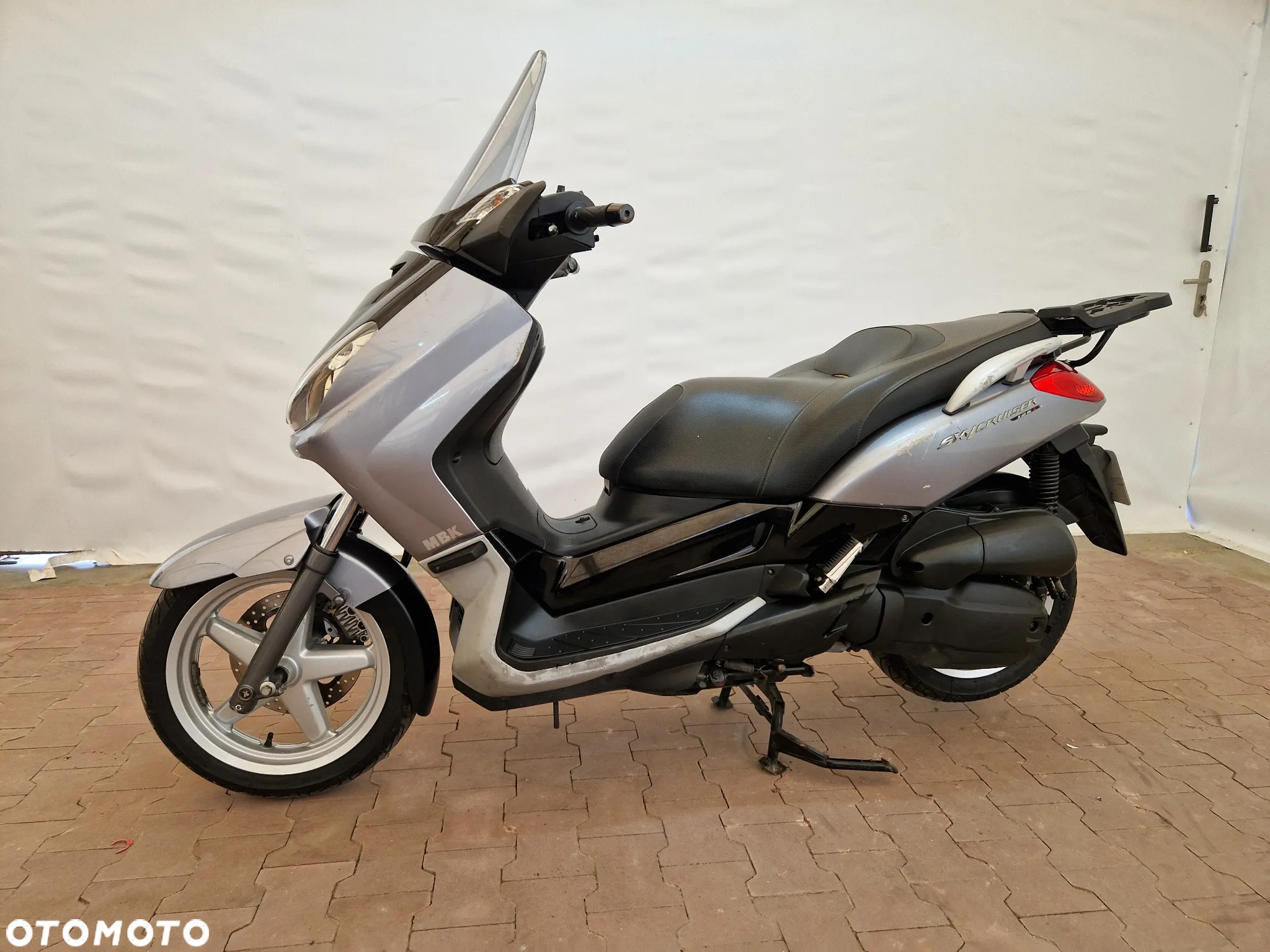 Yamaha X-max - 3