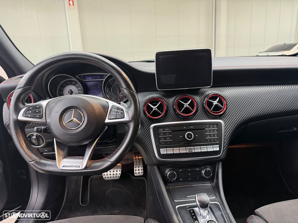 Mercedes-Benz A 45 AMG 4Matic Speedshift 7G-DCT - 15