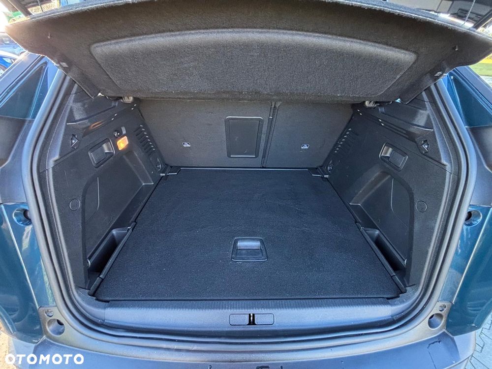 Peugeot 3008 1.5 BlueHDi Active S&S EAT8 - 29