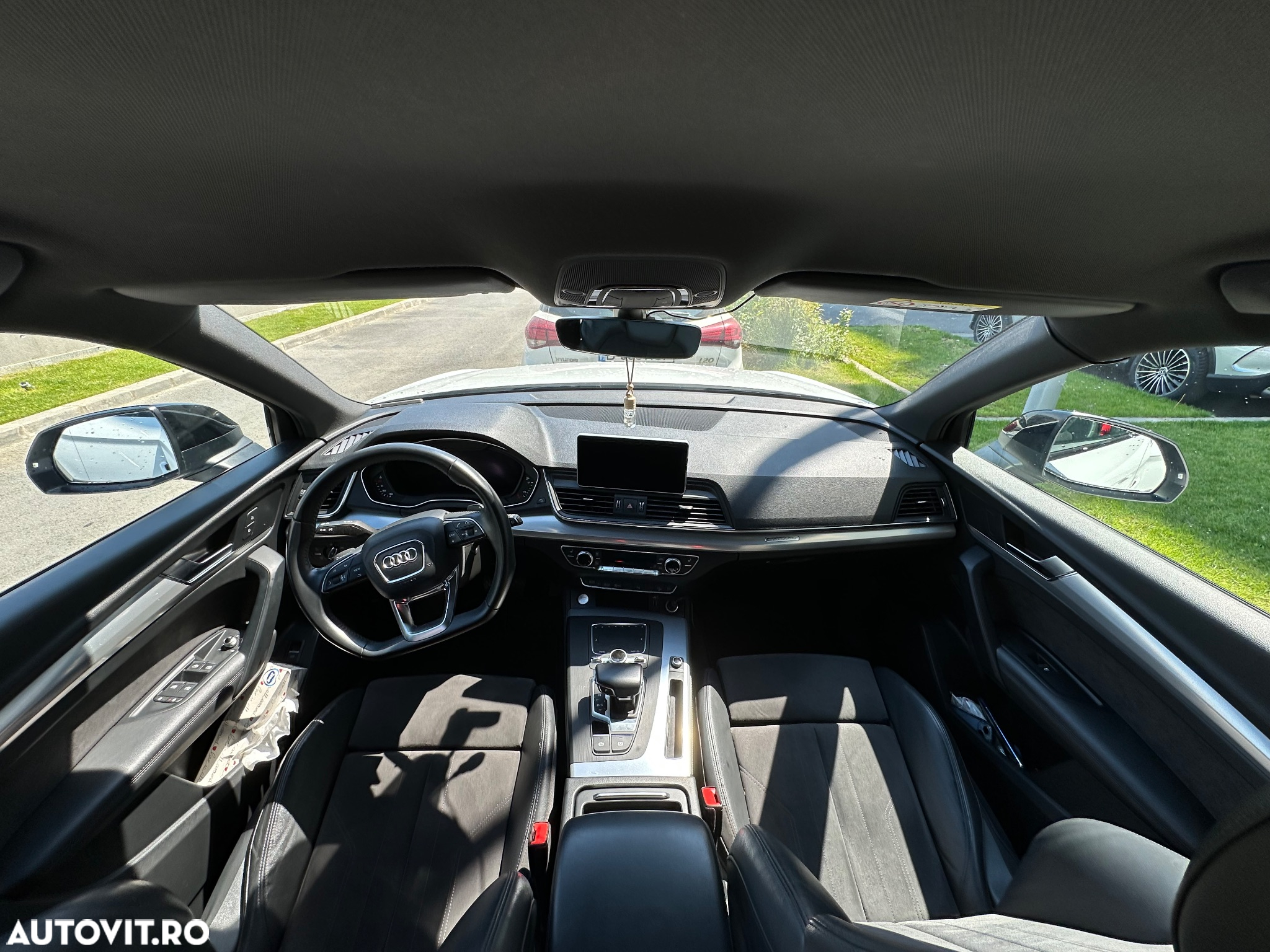 Audi Q5 2.0 40 TDI quattro S tronic Design - 11