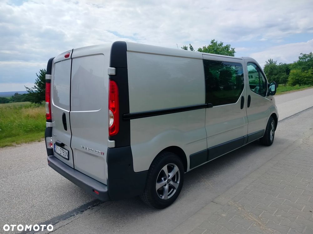 Opel Vivaro - 8