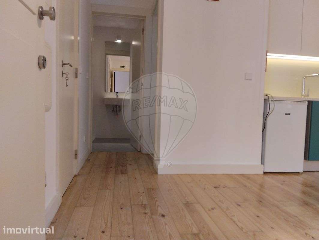 Apartamento T1 para arrendamento - Grande imagem: 2/13