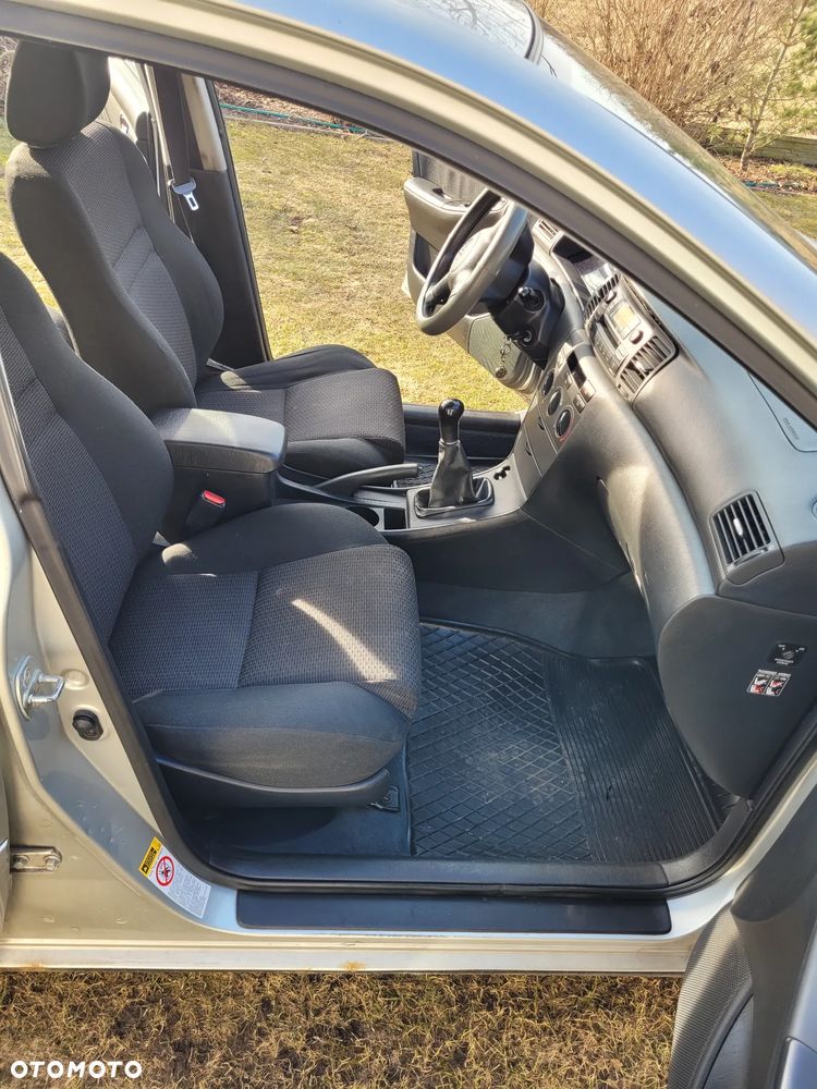 Toyota Corolla 1.4 VVT-i Terra - 5